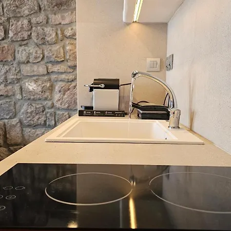 Διαμέρισμα Efi's