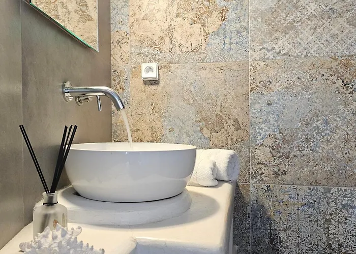 Efi's * Plaka (Milos)